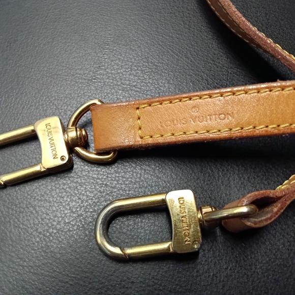 Long Louis Vuitton Authentic Leather Shoulder Strap Crossbody - Picture 2 of 7